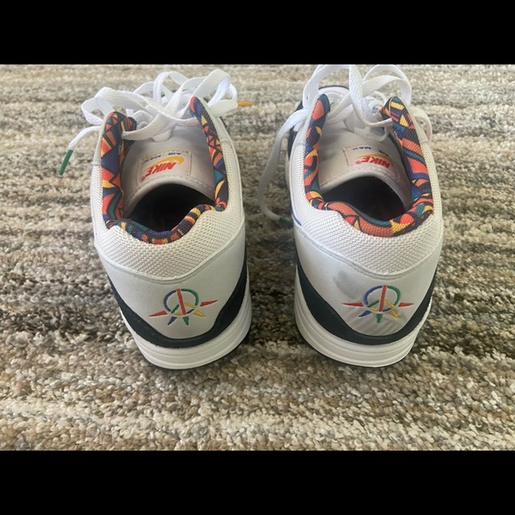 Nike Air Max 1 Chile Red - Picture 3 of 3